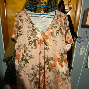 Maurices Peach Floral Short Sleeve Top